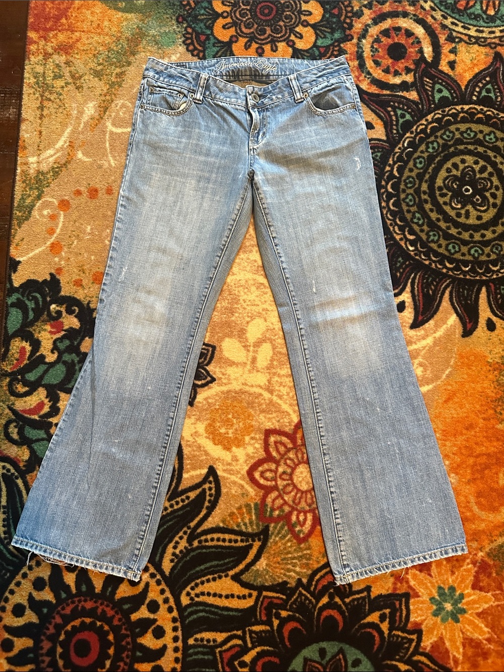 American Eagle Low Rise Jean light size 8